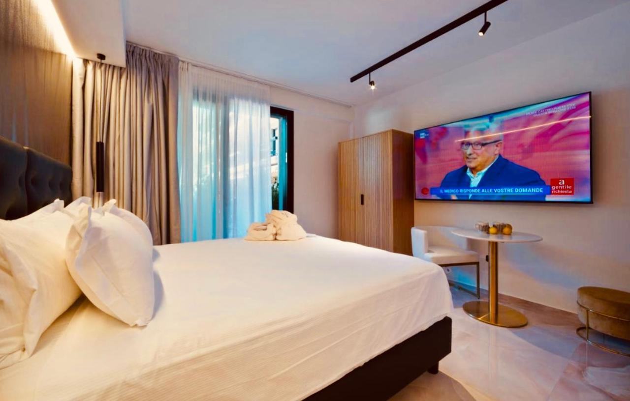 Boutique Hotel سيرمِيوني المظهر الخارجي الصورة
