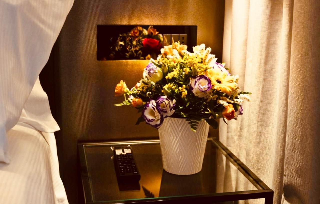 Boutique Hotel سيرمِيوني المظهر الخارجي الصورة