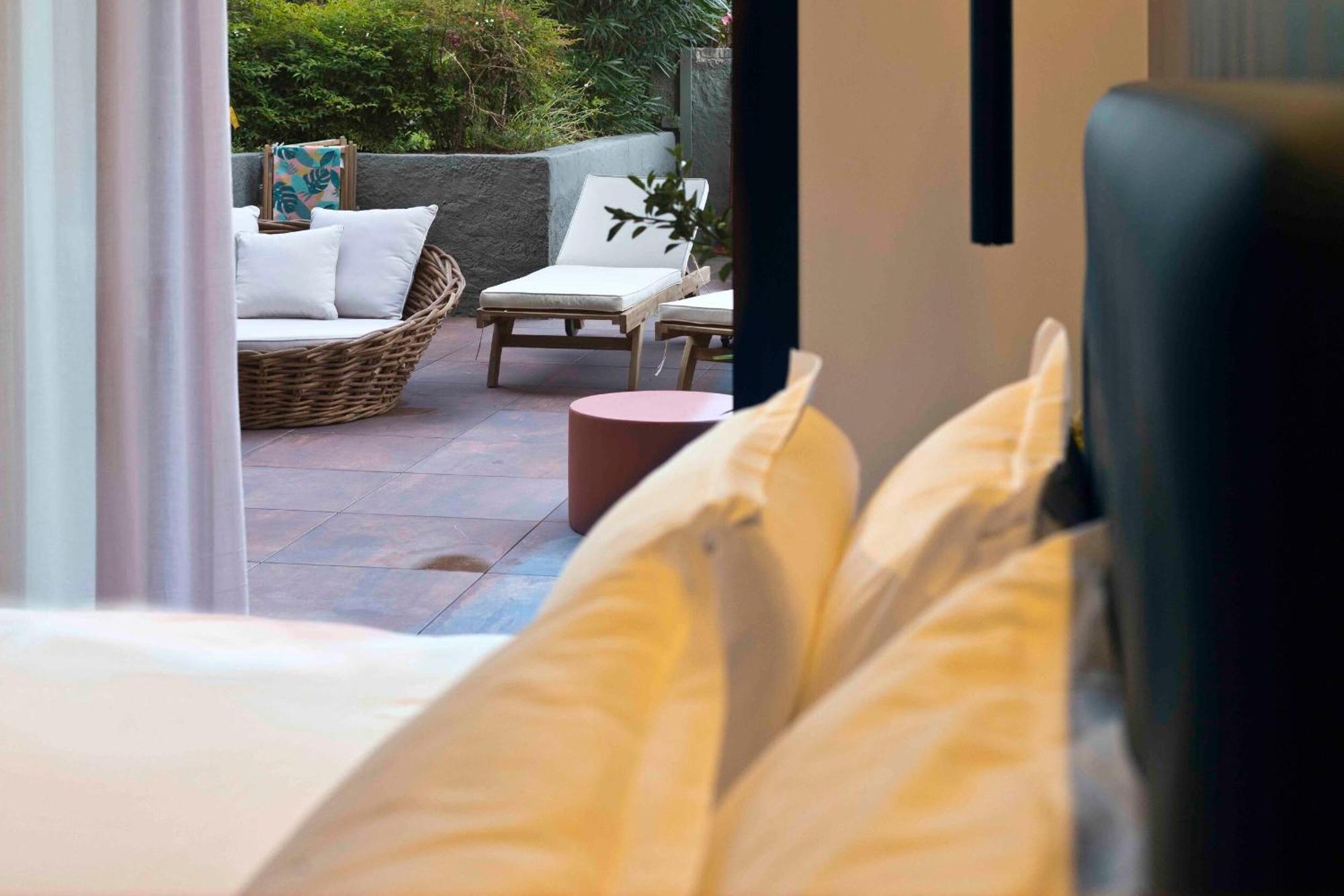 Boutique Hotel سيرمِيوني المظهر الخارجي الصورة