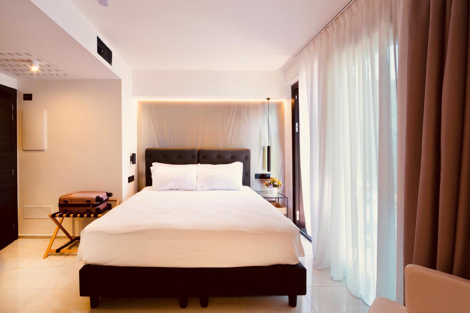 Boutique Hotel سيرمِيوني المظهر الخارجي الصورة