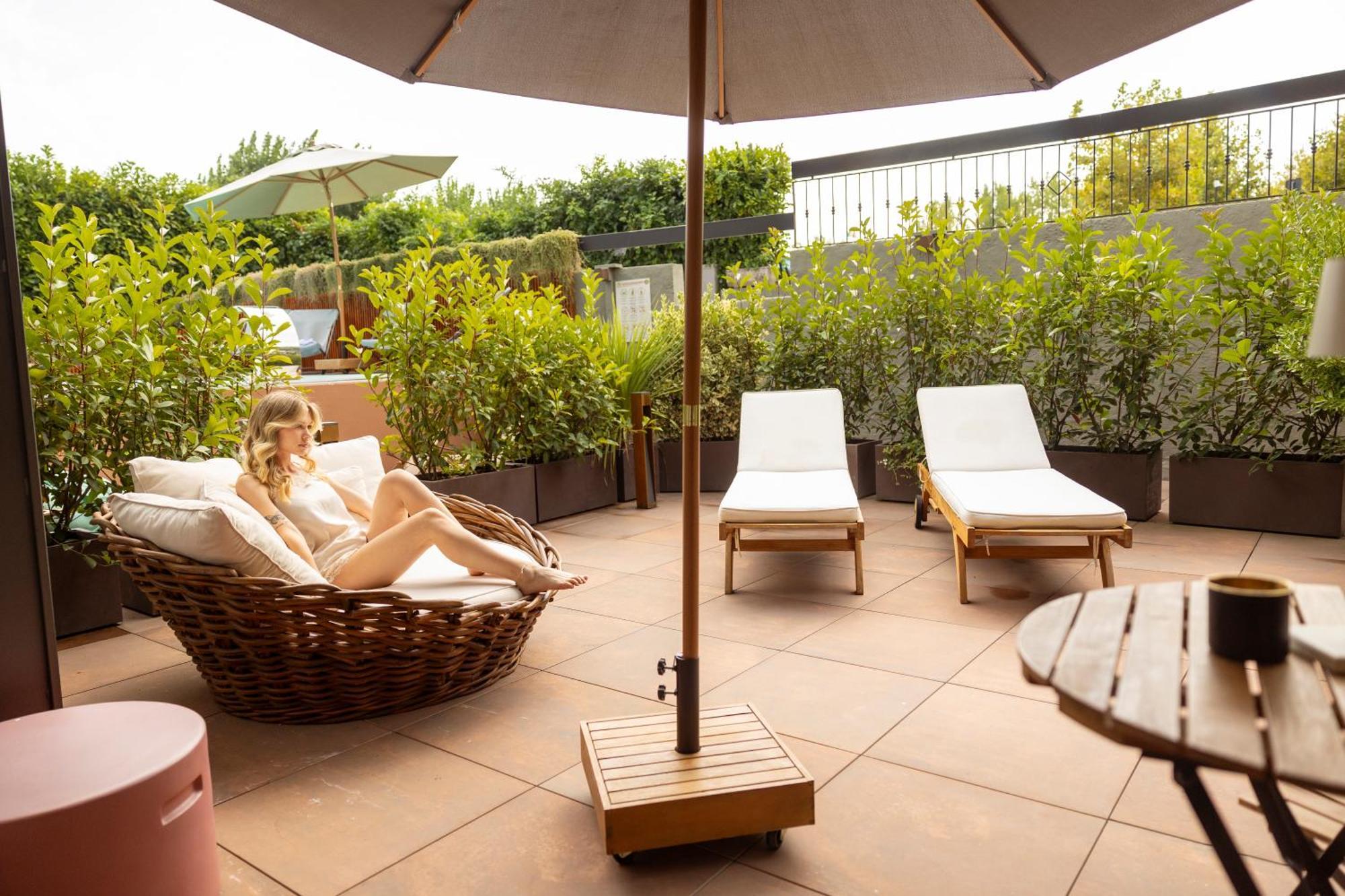Boutique Hotel سيرمِيوني المظهر الخارجي الصورة